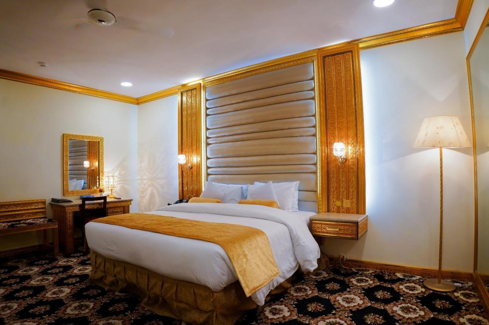 Indus Hotel ไฮเดอราบาด ภายนอก รูปภาพ